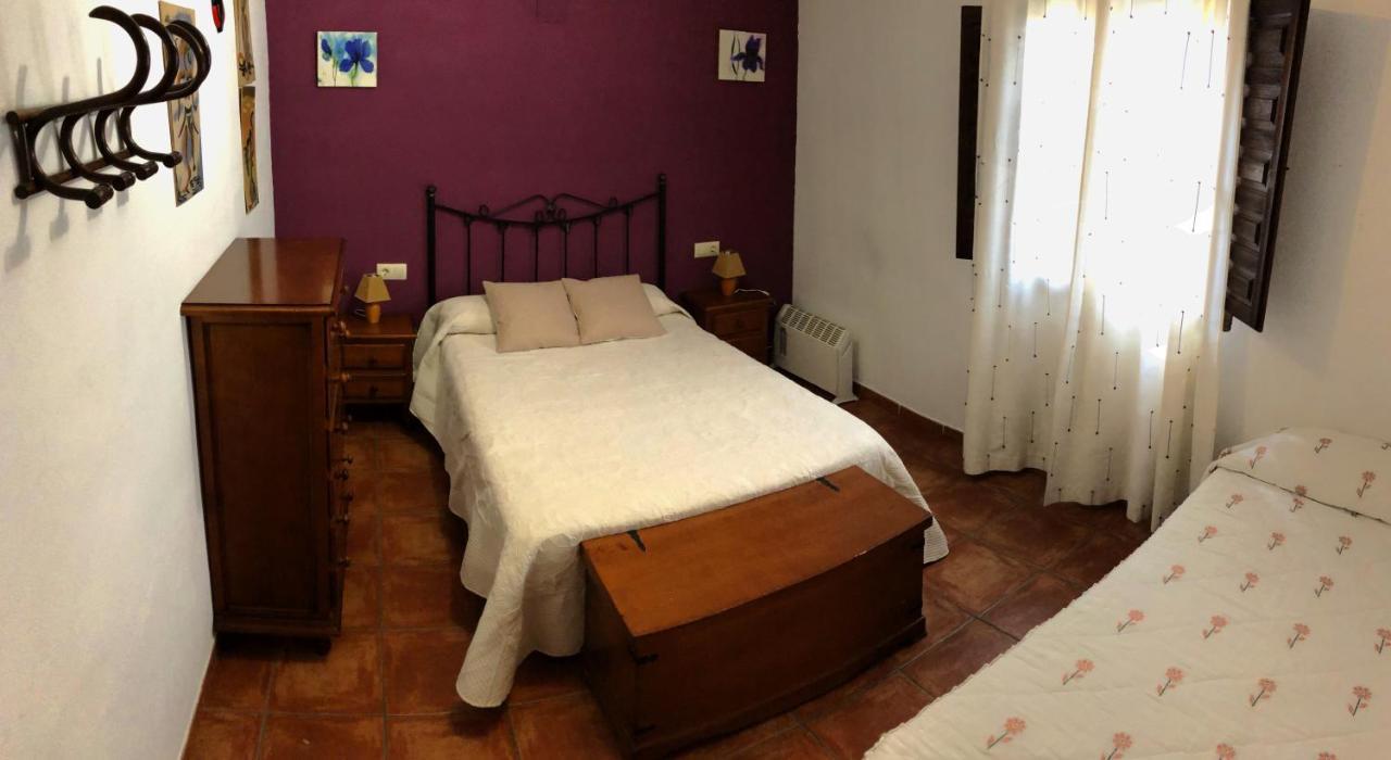 Casas Rurales Las Rochas Алкала дел Хукар Екстериор снимка