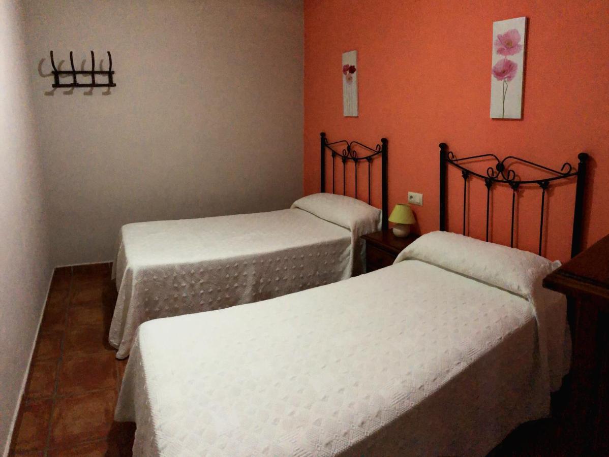 Casas Rurales Las Rochas Алкала дел Хукар Екстериор снимка